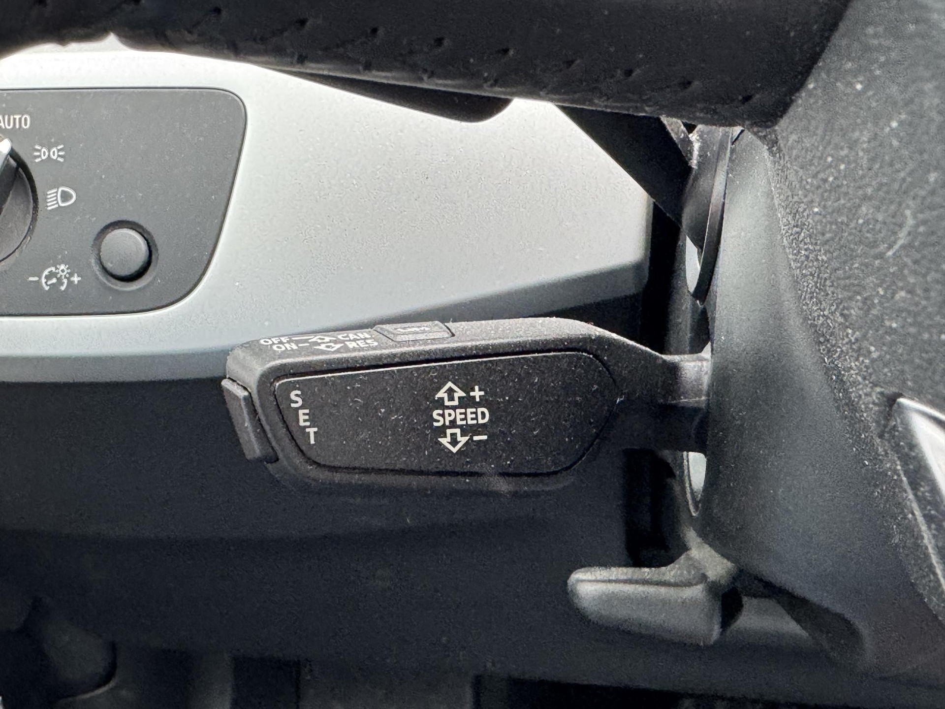 46669616-10.jpg