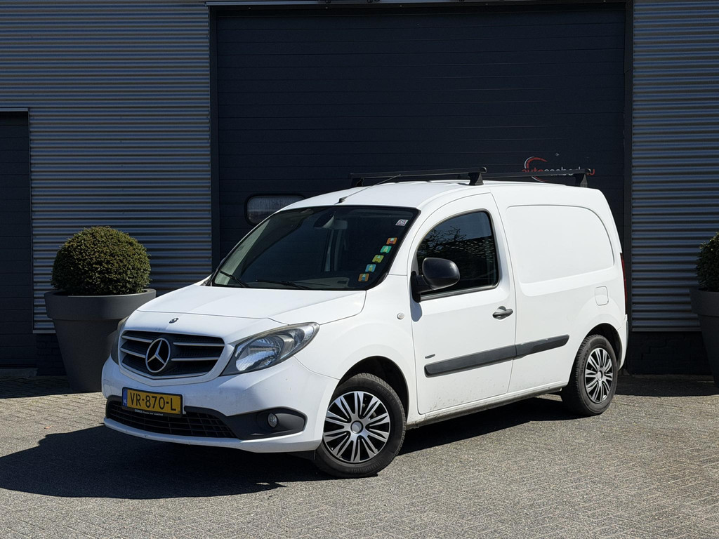 54841564-15.jpg