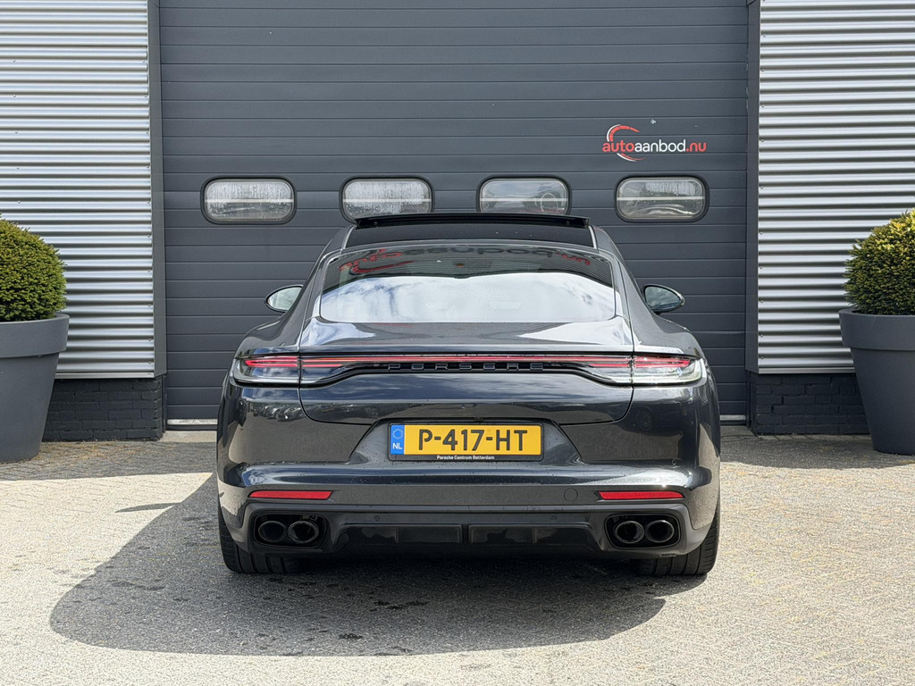 53394914-5.jpg