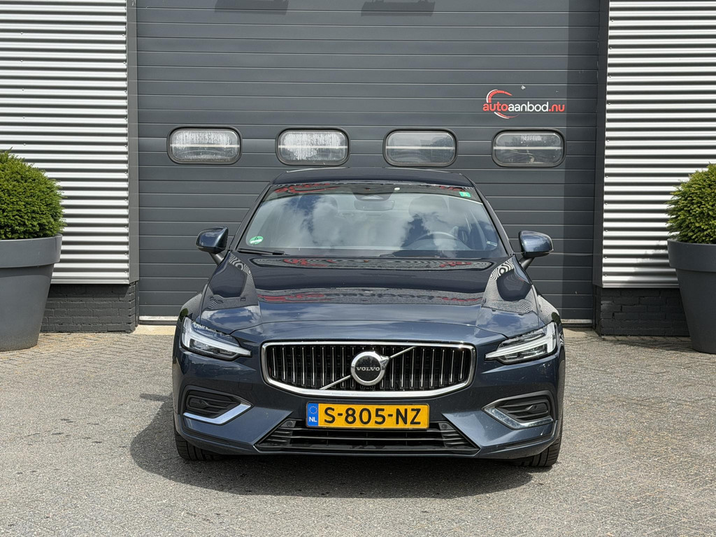 54032092-4.jpg