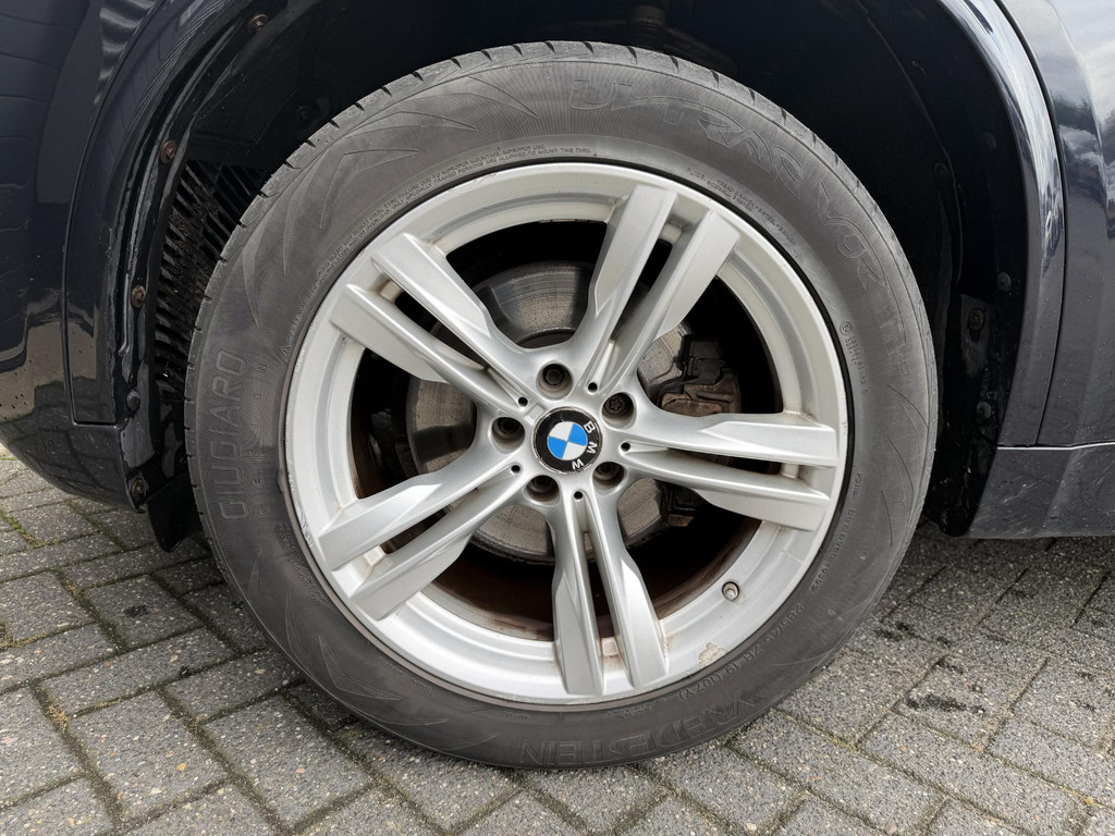 54283917-8.jpg