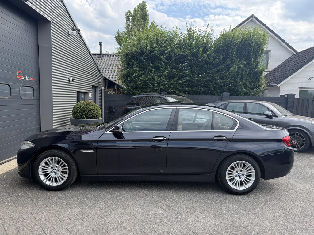 55021192-6.jpg