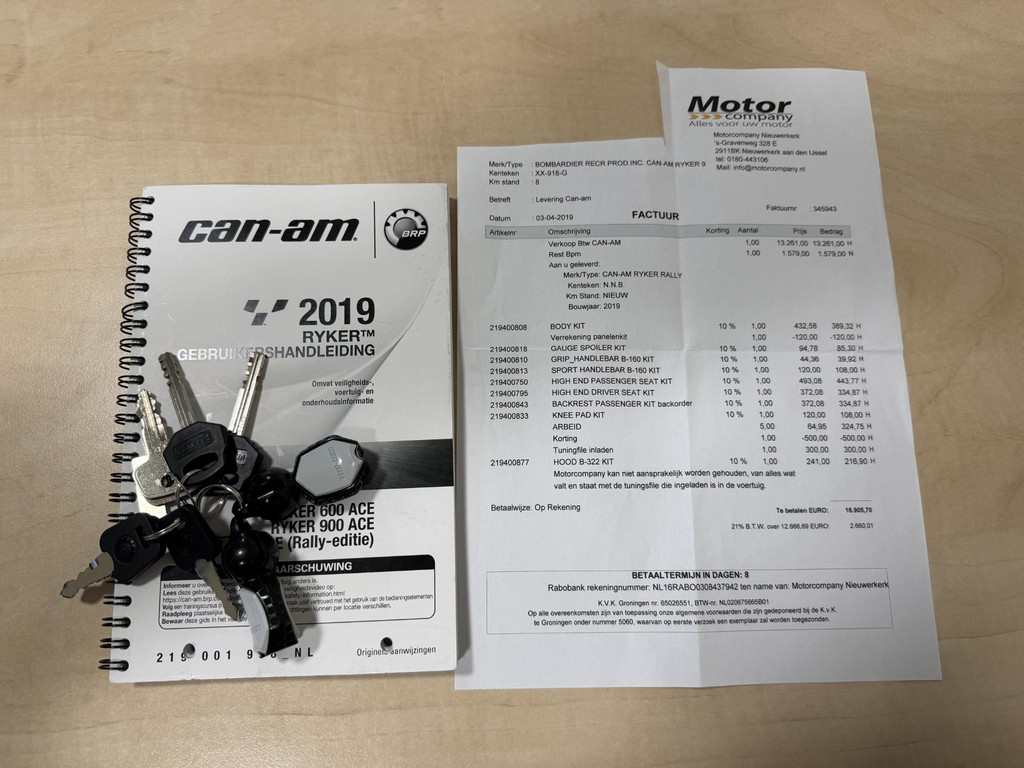 56042514-16.jpg