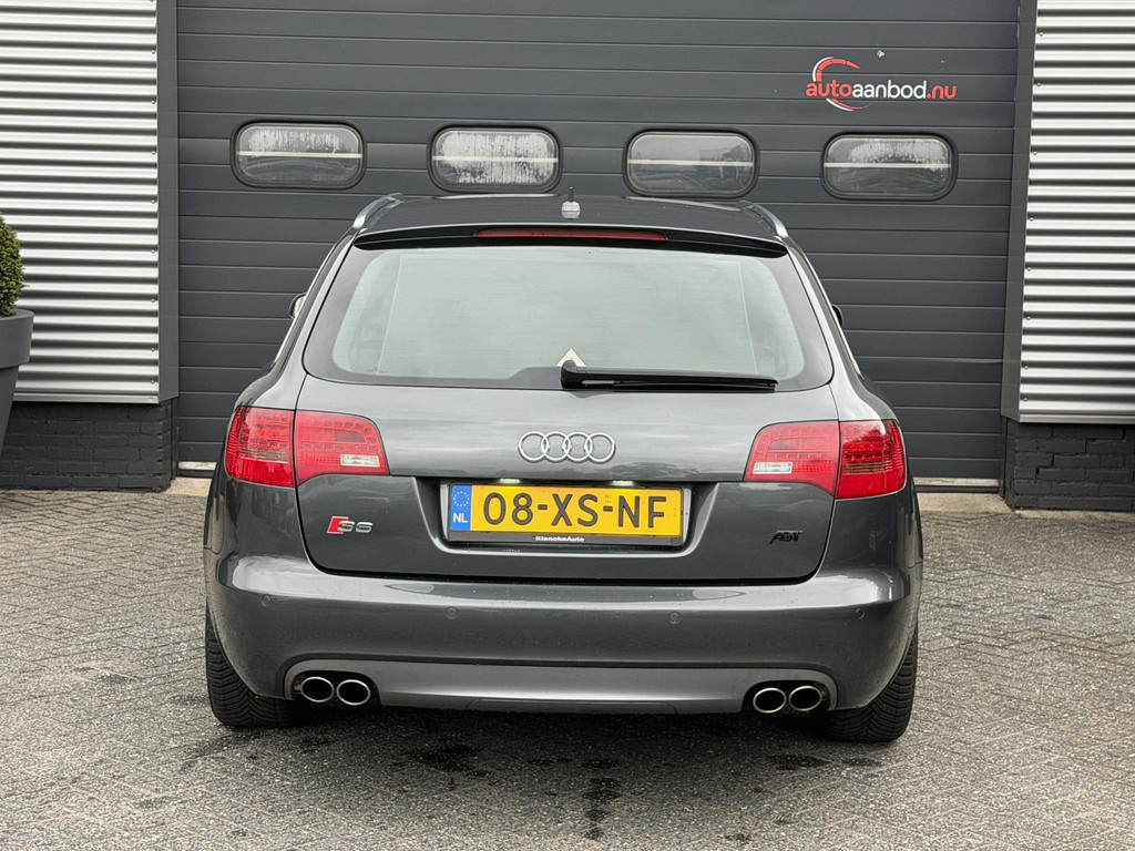 56560660-5.jpg